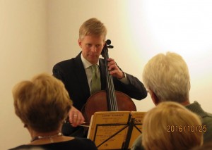 Read more about the article Brad Ritchie plays at Abernathy Arts Center